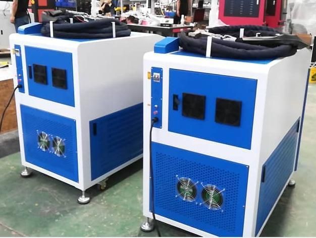 1000W 2000W Laser Cleaning Machine for Cleaning Car Spare Parts Car Painting