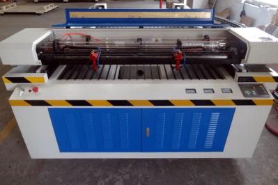 Professional CO2 Laser Cutter Machine for Wood Cutting Flc1325D