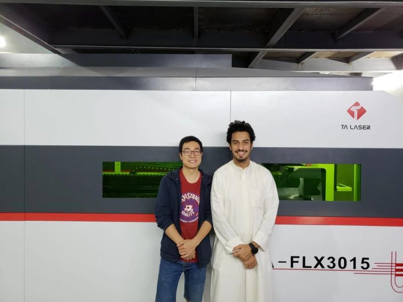 500W 1000W 1500W 2000W 4000W 6kw CNC Pipe Fiber Tube Laser Cutting Head Machine Sheet Metal Laser Cutting Machine for Metal