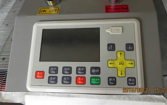 Professional Fabric Garment Laser Cutting Machine Auto Feeding