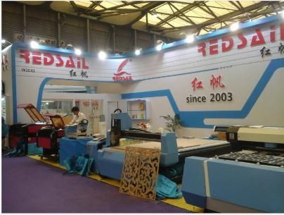 4060 Autolaser Software Reci 100W Laser Cutter and Engraver Machine with Honeycomb Table Easy to Use