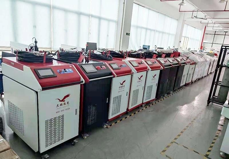 Shenzhen Dapeng Laser Raycus 100W Fiber Laser Cleaning Machine with Handle