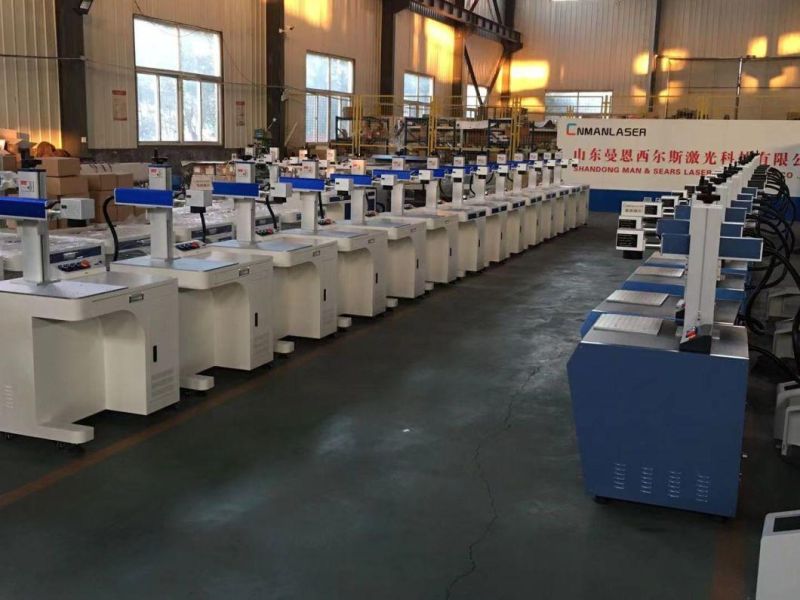 Hot Sale CO2 Laser Engraving Cutting Machine for Fabric Leather