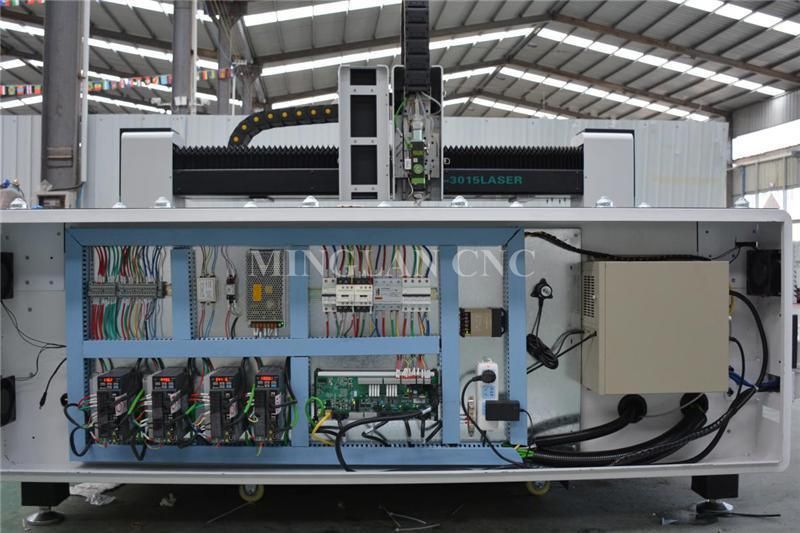 500W 1000W 2000W 1530 Fiber Laser Cutting Machine