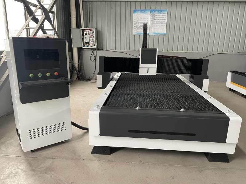 CNC Fiber Laser Cutting Machine 1500W 2000W CNC Fiber Laser Cutting Machine Sheet Metal Cutting for Sale