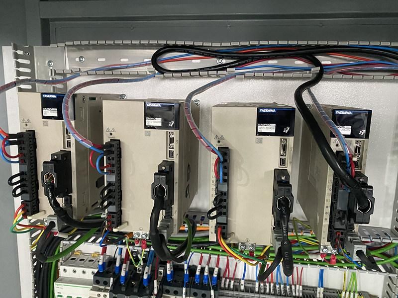 Fiber Laser Cutting Machine Price with Full Closed