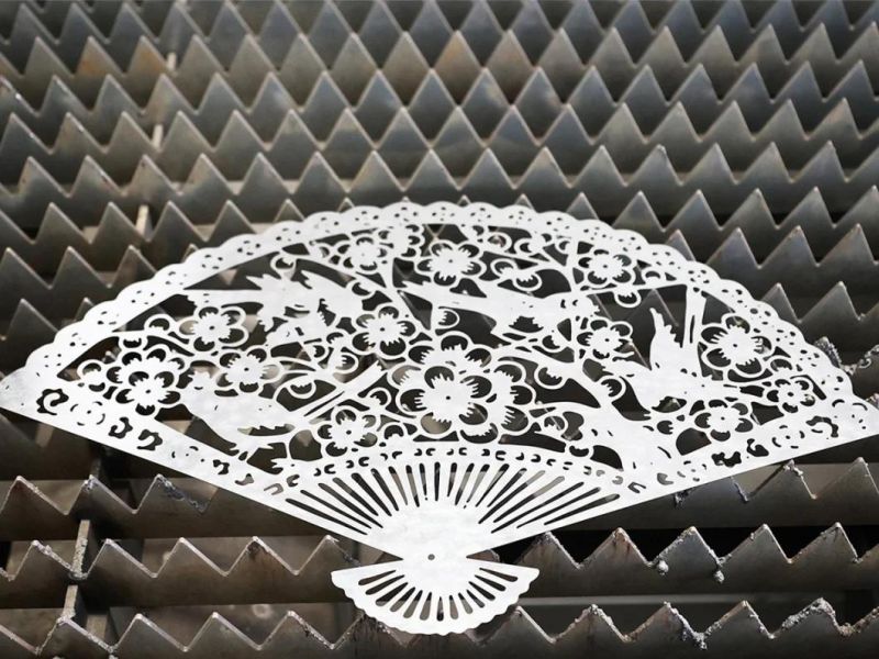 Zpg Fiber Laser Cutter for Steel Aluminum Sheet Metal Jinan Raycus Fiber Laser Cutting Machine