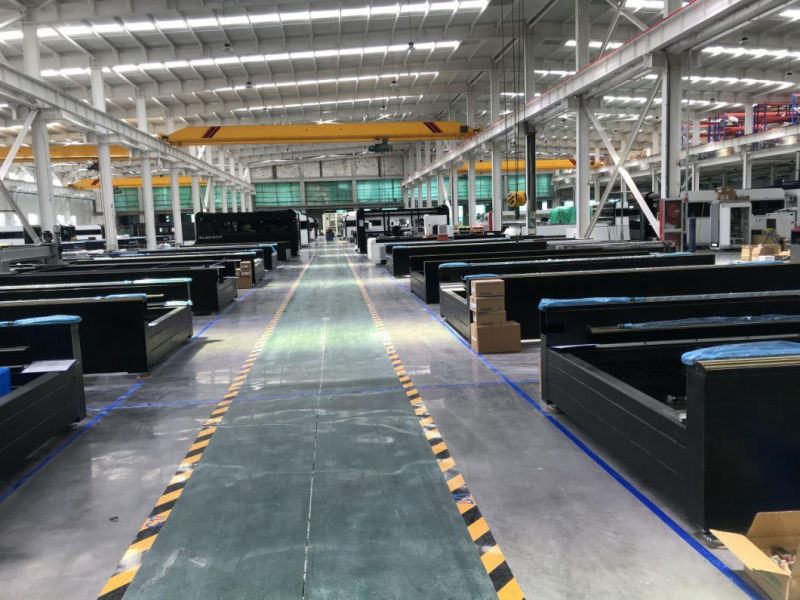 500W 1000W 2000W Fibre Metal Laser Cutting Machine Eastern