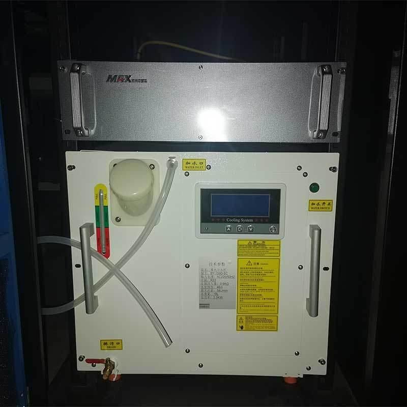 2022 Portable Fiber Laser Cleaning Machine Factory Price for Raw Steel Cleaning