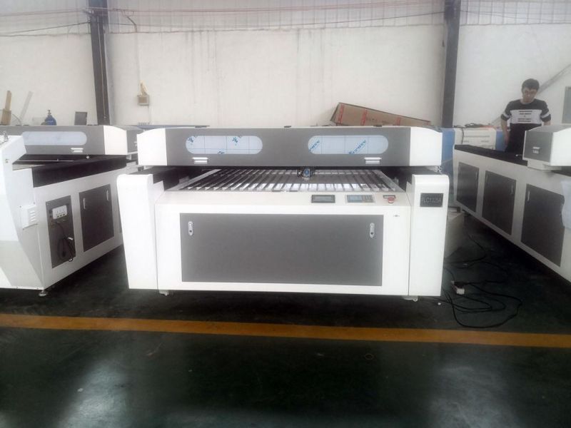 CNC Laser Cutter with Ce Certificated for Metal & Nonmetals