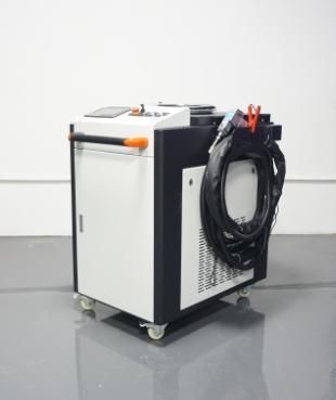 Max Laser Spot Cw Welder Equipment Portable Laser Welding Machine with Auto Wire Feeding System