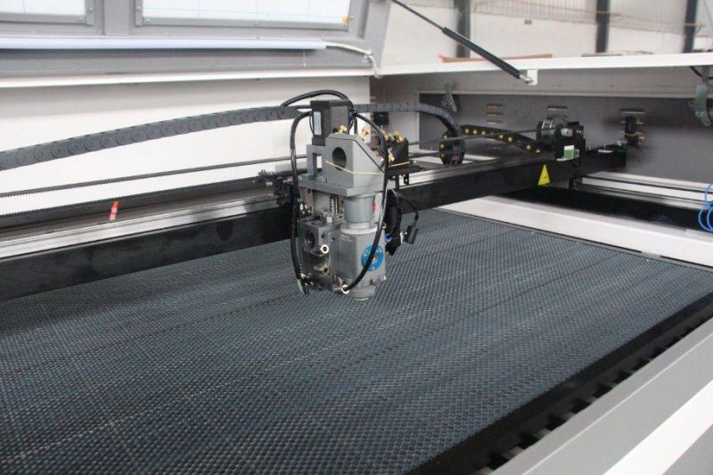 CNC Laser Cutter for Metal Nonmetals Flc1390ad Dual Heads
